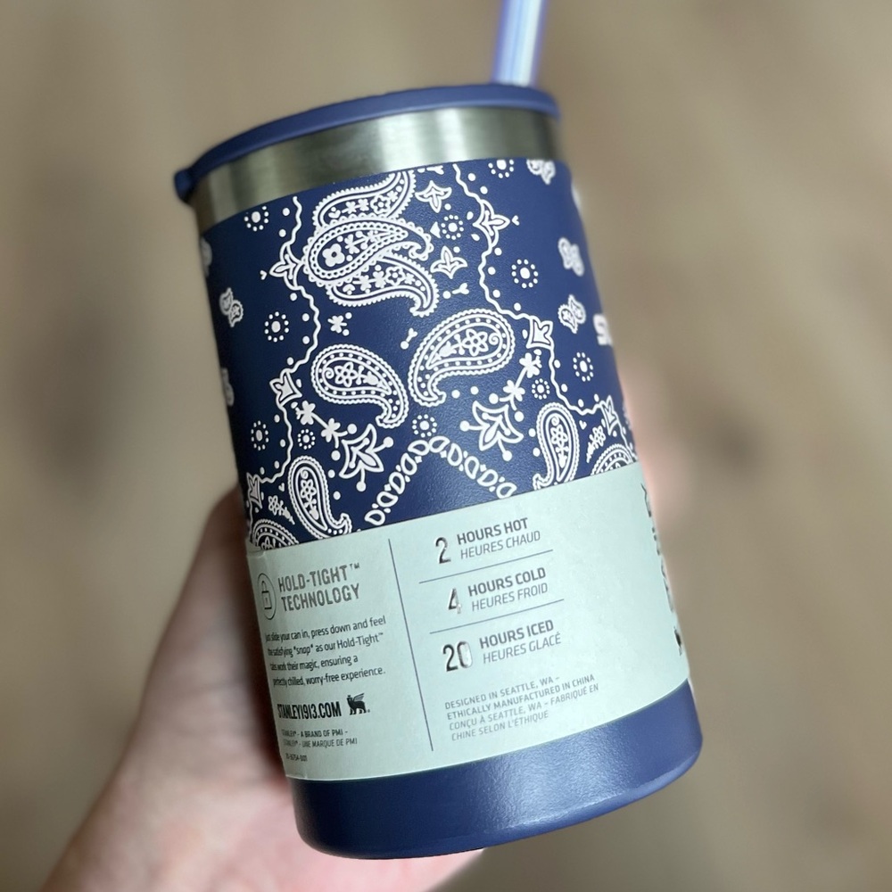 Stanley Blue Bandana Corn Paisley Everyday Can Cooler Cup 10OZ NWT PRICE IS FIRM - Picture 5 of 6